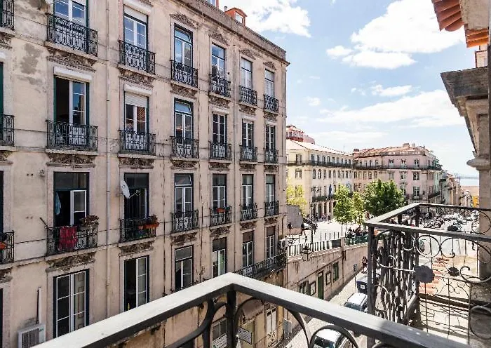 Charming In Baixa Δωμάτια σε οικογενειακή κατοικία *